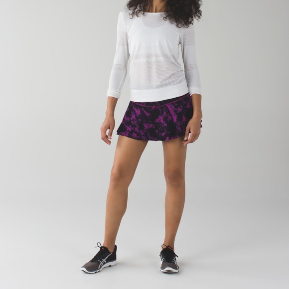 lululemon athletica Dresses & Skirts - Lululemon Hit Your Stride Skirt
